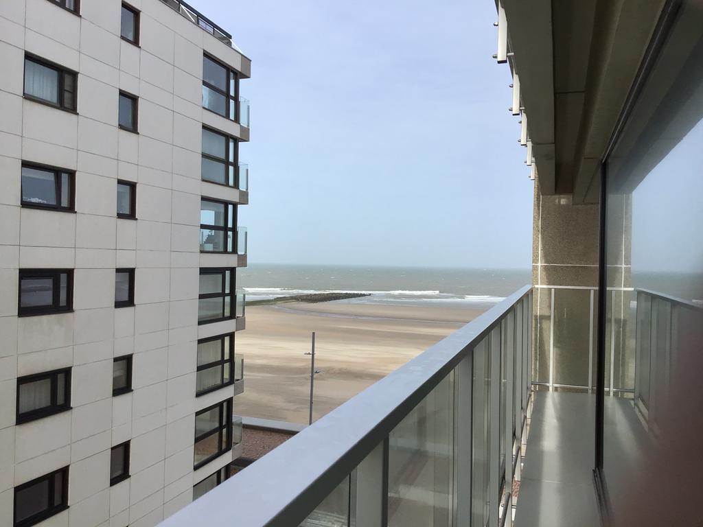Ruim en zonnig appartement te koop in Wenduine, Tot 200 m², 3 kamers, Provincie West-Vlaanderen, Appartement