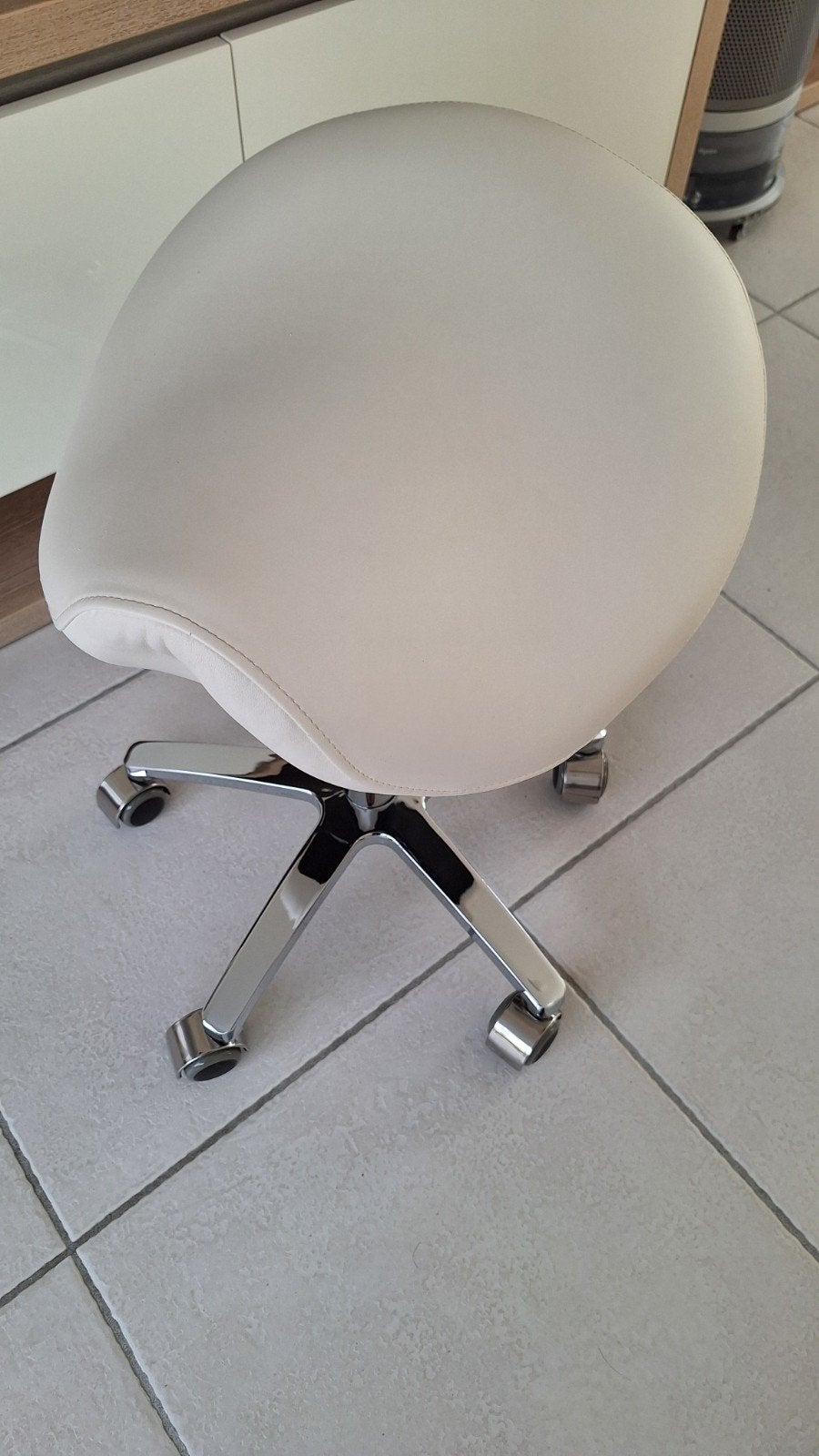 siège à roulettes, Tabouret de bureau, Comme neuf, Enlèvement, Blanc