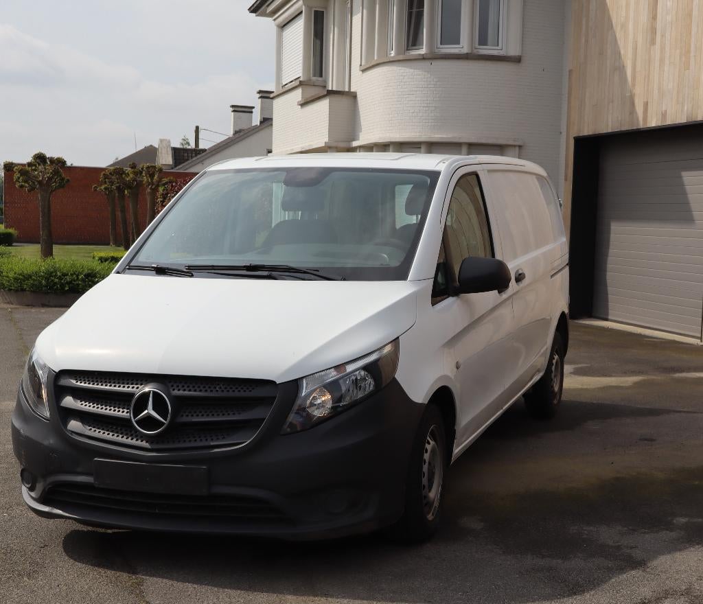 Mercedes Vito 110 CDI, Autos, Camionnettes & Utilitaires, Entreprise, ABS, Airbags, Alarme, Bluetooth, Verrouillage central, Vitres électriques