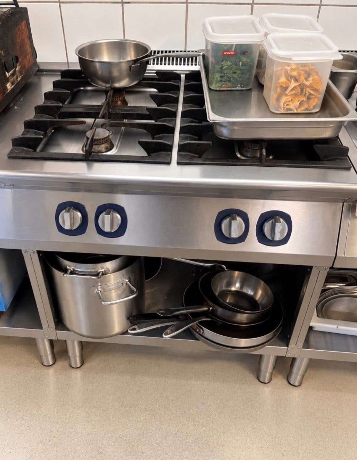 Electrolux professioneel gasfornuis met 4 branders, Zakelijke goederen, Ophalen, Gebruikt, Fornuis, Frituur en Grillen
