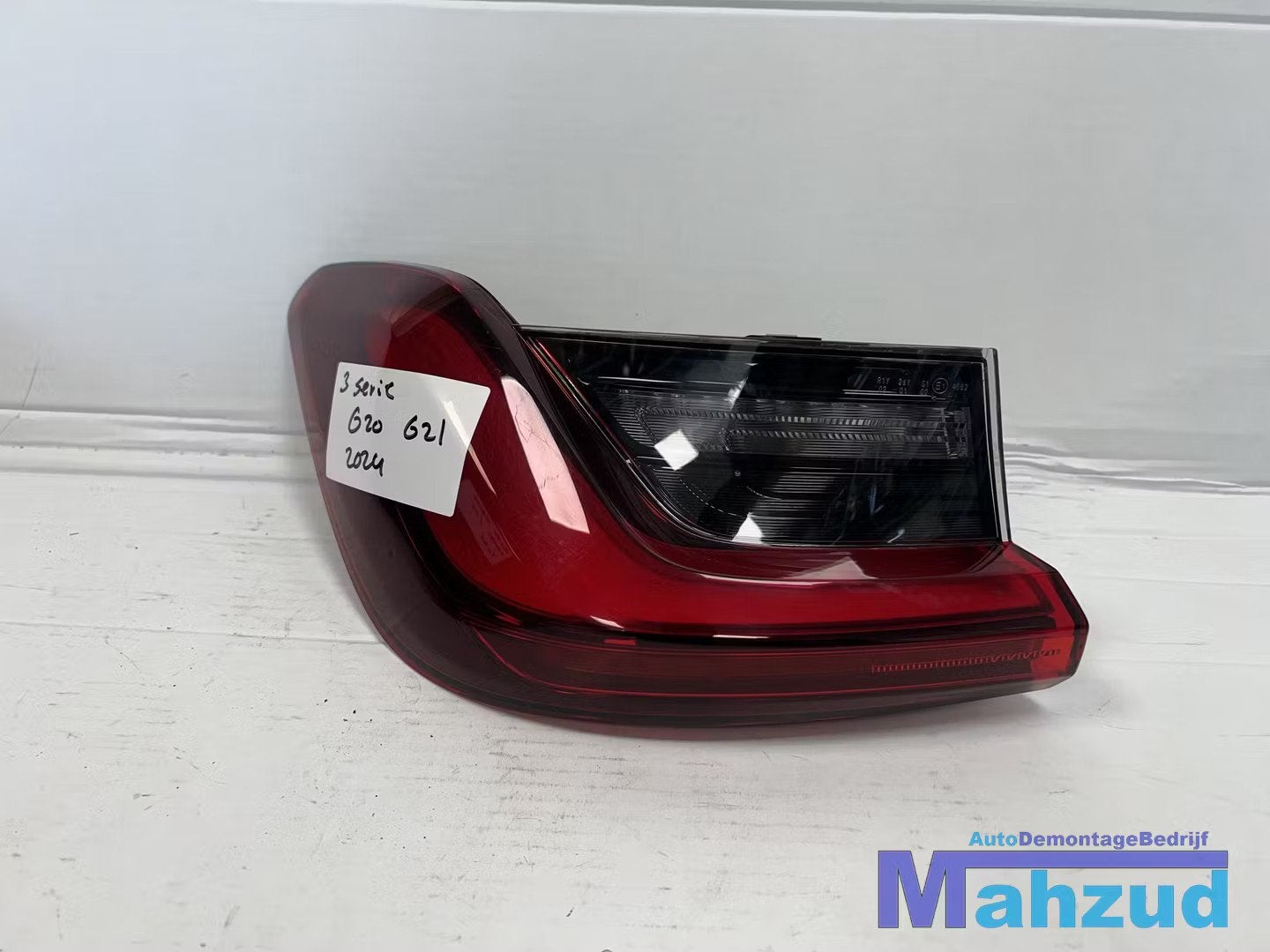 BMW 3 SERIE G20 links buiten achterlicht LED 2019+, Autos : Pièces & Accessoires, Petuelring 130
80788  Munich, DE, Info@bmw.de