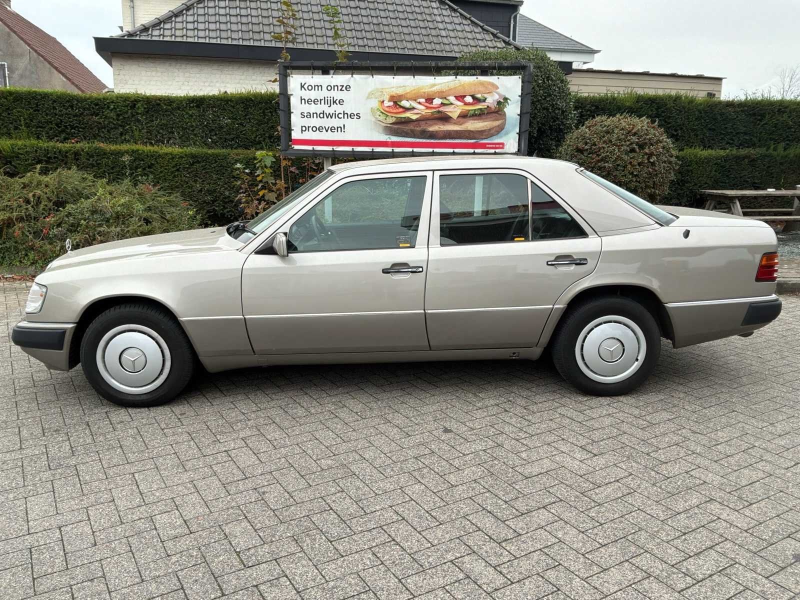Mercedes 300 D Turbo – W124 124.133 Ancêtres, Autos, Achat, Entreprise, Mercedes-Benz, Automatique