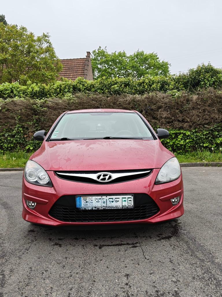 Hyundai i30 1.4 essence — premier propriétaire, Autos, Hyundai, Euro 5, Achat, Boîte manuelle, Vitres électriques