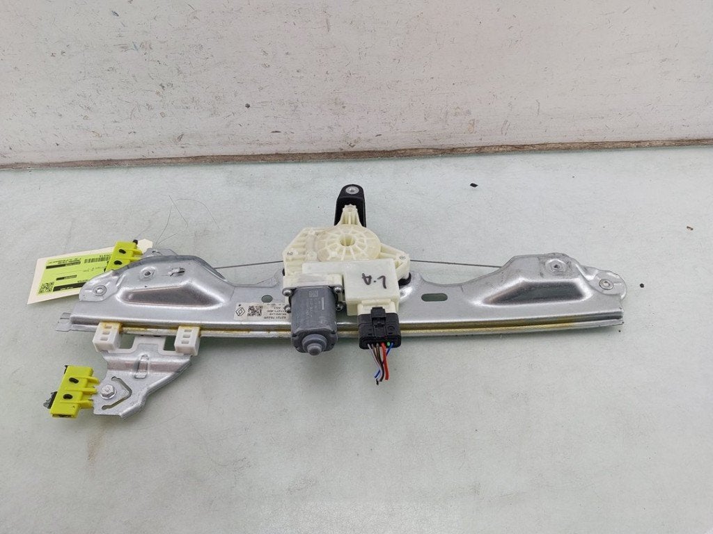 RAAMMECHANIEK LINKS ACHTER Kadjar (RFEH) (|827217622R|), Auto-onderdelen, Gebruikt, Renault, Peter-Huppertz-Straße 5
51063  Köln, DE