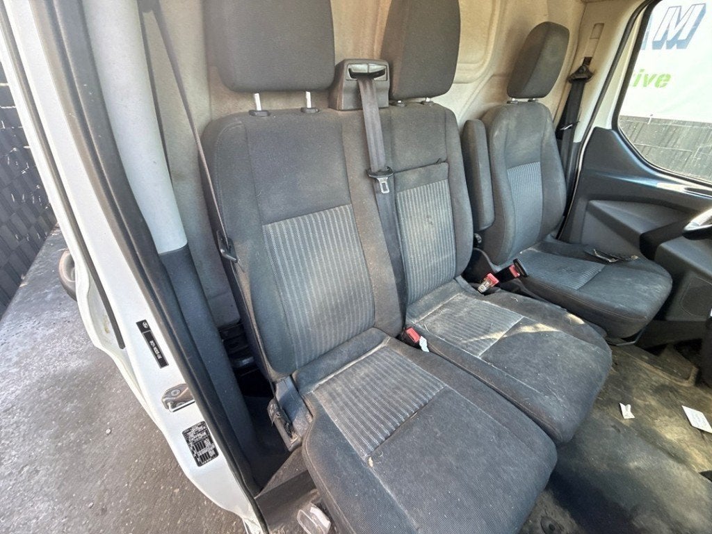 STOEL RECHTS VOOR Ford Transit Custom (01-2011/12-2023), Auto-onderdelen, Gebruikt, Henry-Ford-Straße  1
50735  Köln, DE, Ford-Werke GmbH