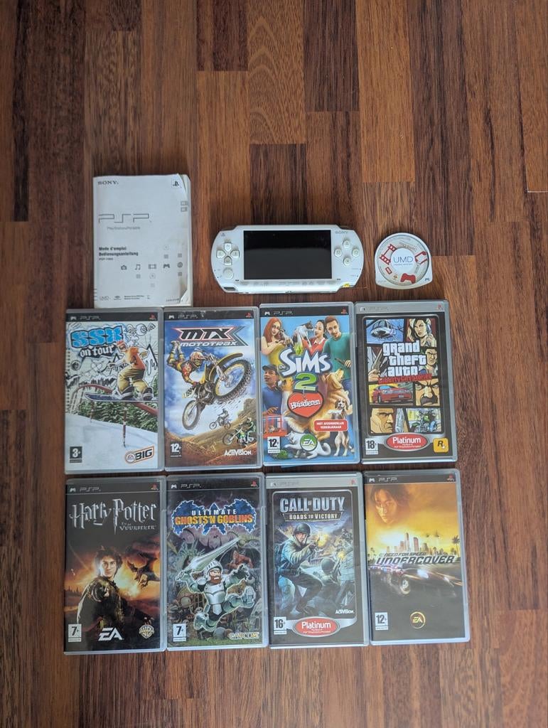 PSP 1004 met 7 games en handleiding, Games en Spelcomputers, Spelcomputers | Sony PSP, Ophalen of Verzenden, PSP