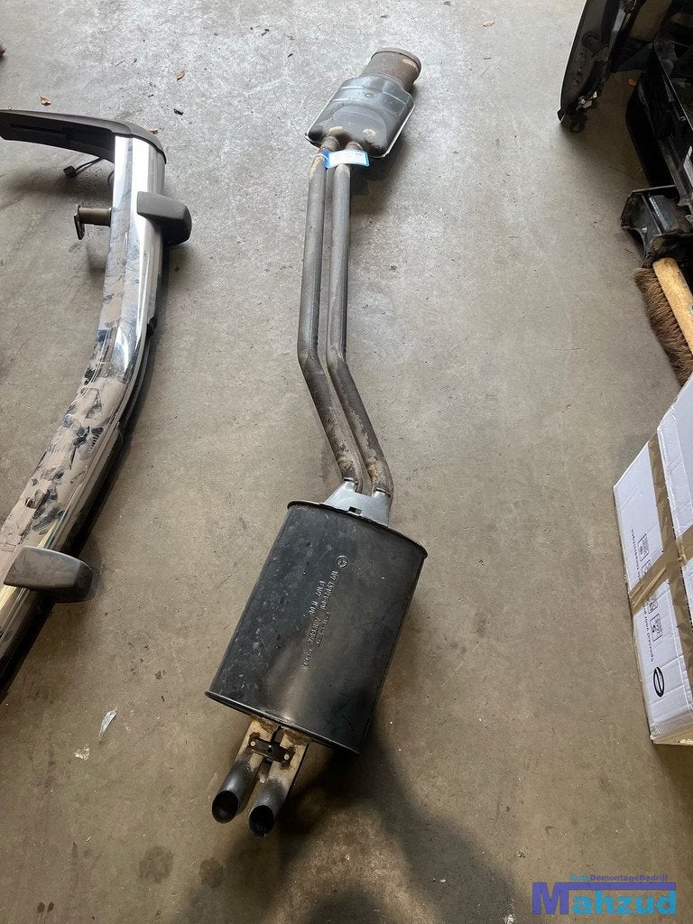 MERCEDES SL R107 uitlaat middendemper einddemper 1972-1989, Auto-onderdelen, Uitlaatsystemen, Mercedes-Benz, Gebruikt