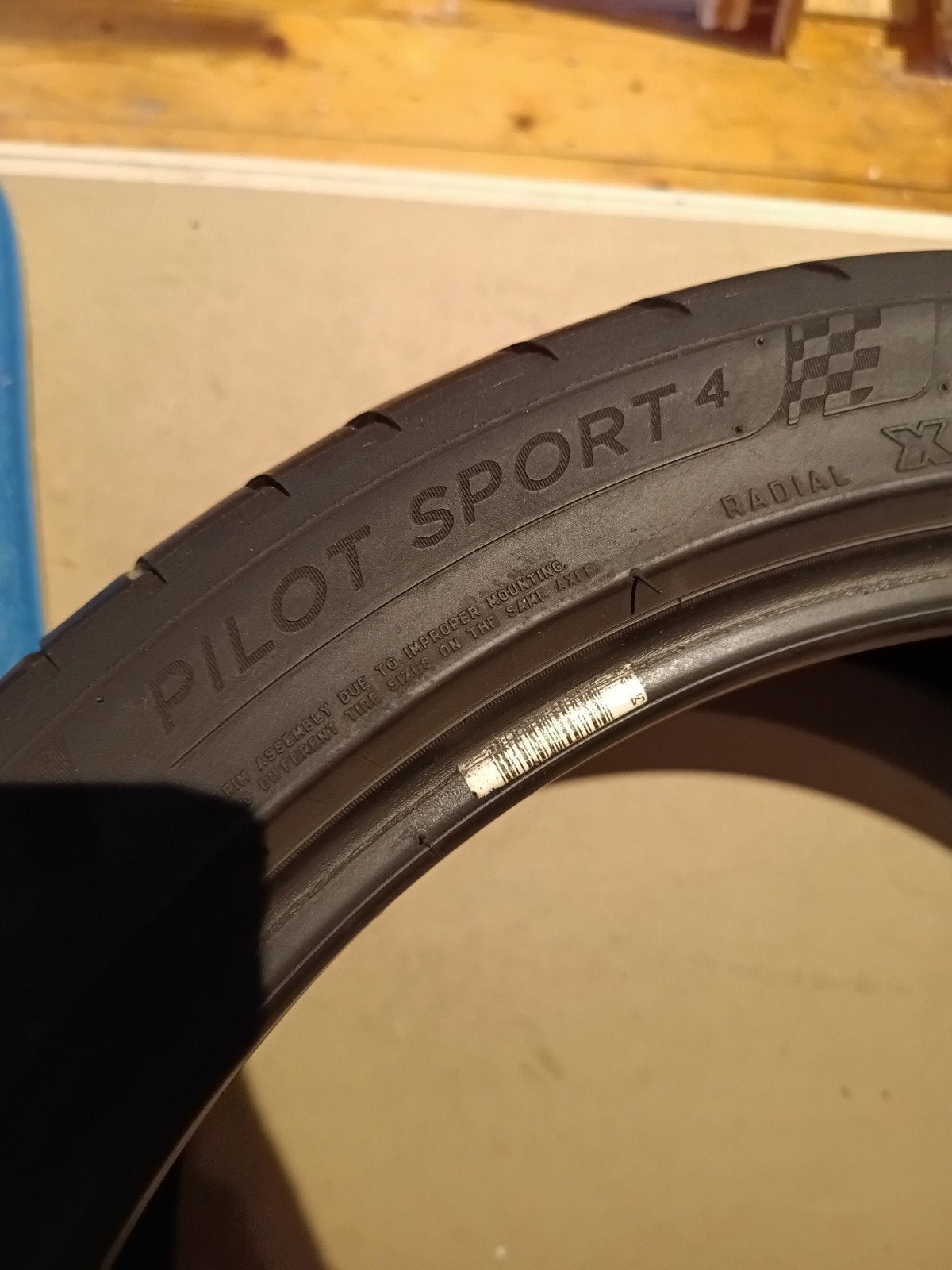 2 Michelin Pilot Sport 4 245/40ZR19, Autos : Pièces & Accessoires, Enlèvement