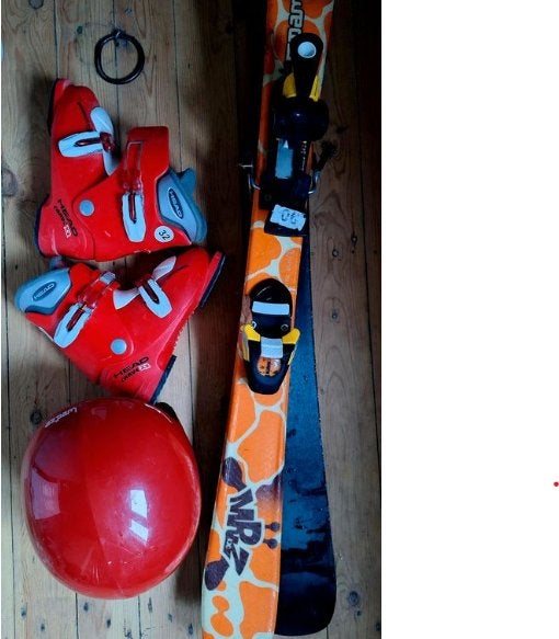 Kit de ski enfant – Skis + chaussures + casque – 50 €, Moins de 100 cm, Enlèvement ou Envoi, Skis, Utilisé