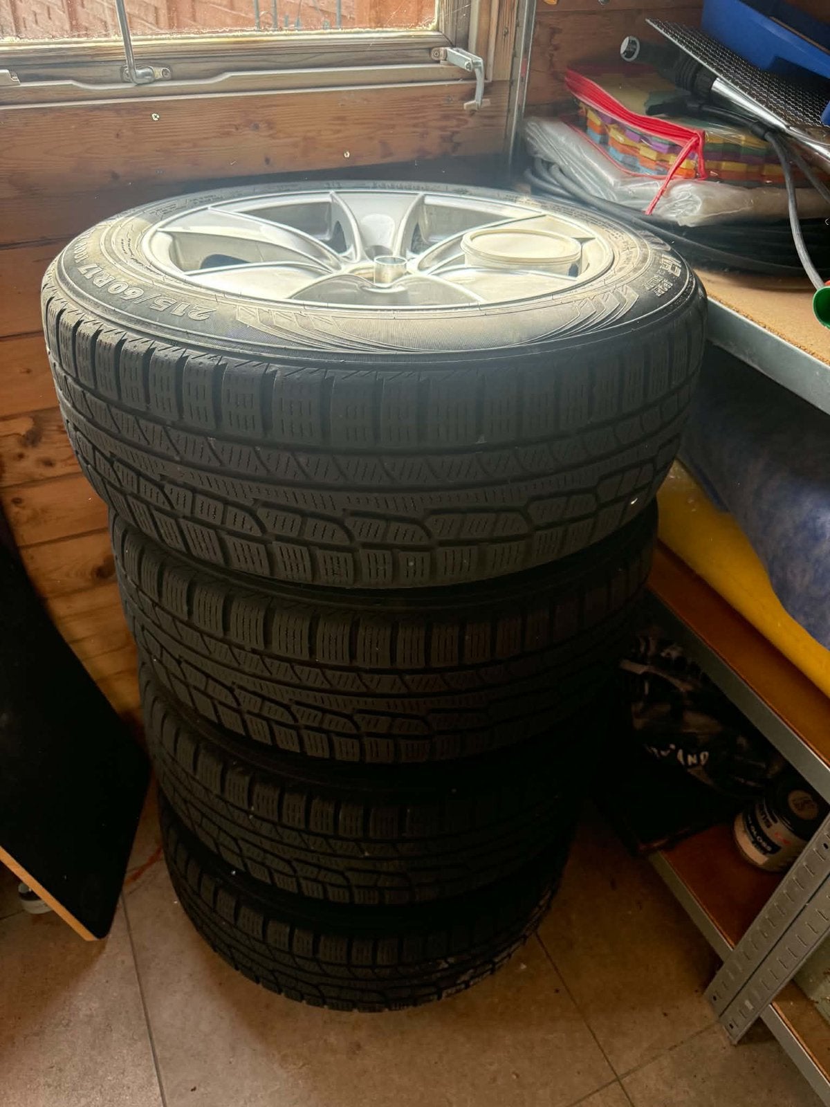 4 pneus d'hiver avec jantes en aluminium, Enlèvement, Comme neuf