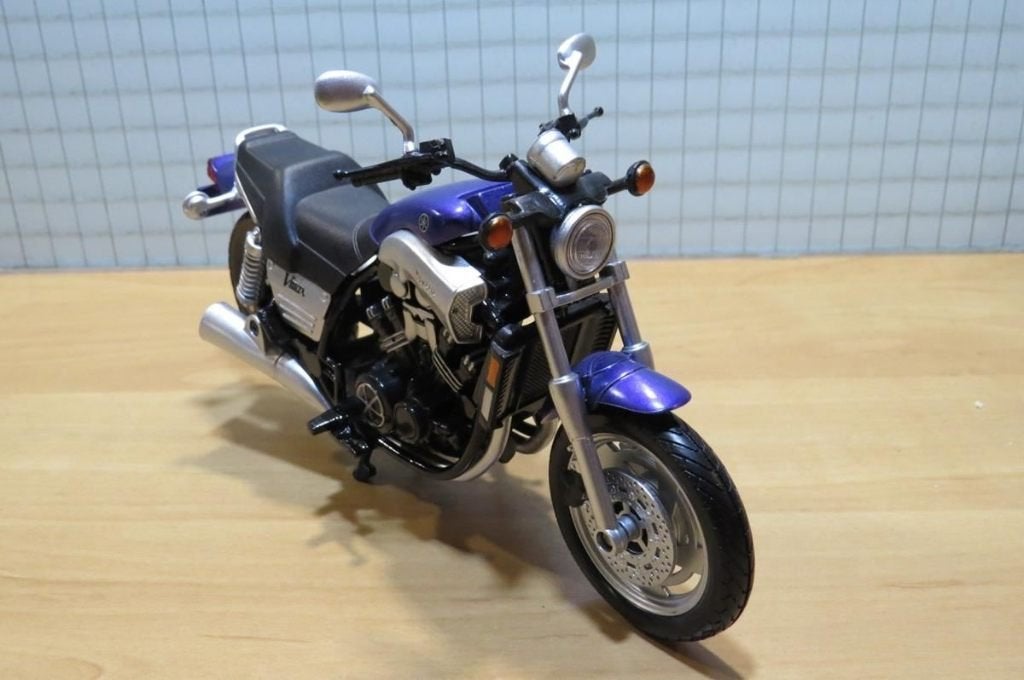 Yamaha V-max 1:12 verpakking niet perfect, Ophalen of Verzenden, Nieuw, 1:9 t/m 1:12, Motor