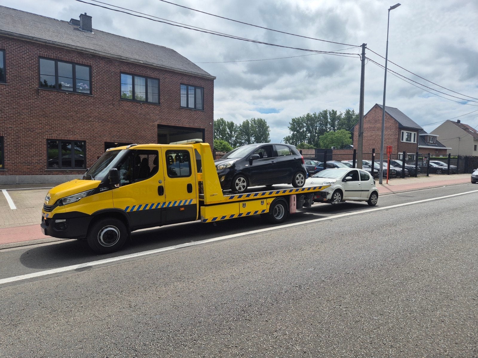 Trust Assistance depannage Remorquage, Autos, Autos Autre, Entreprise, Achat