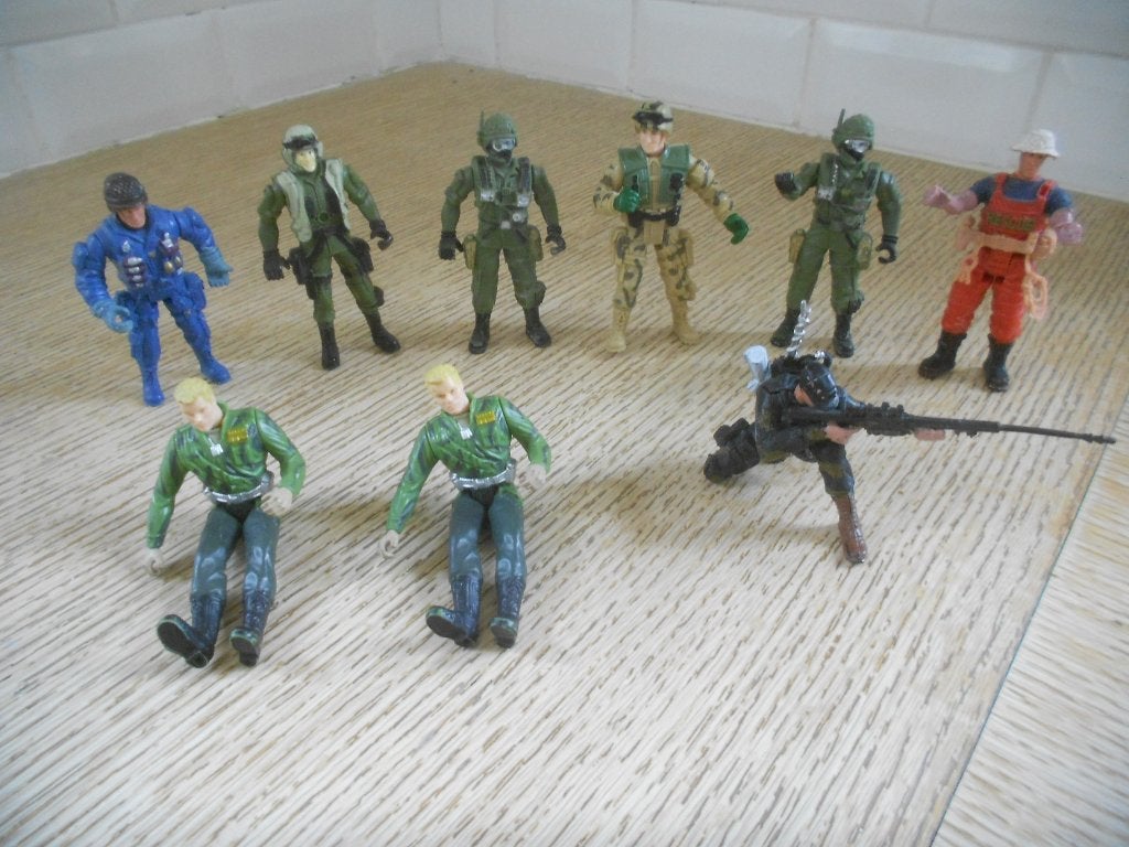 figurines - soldats militaires - jouet - H, Enlèvement ou Envoi