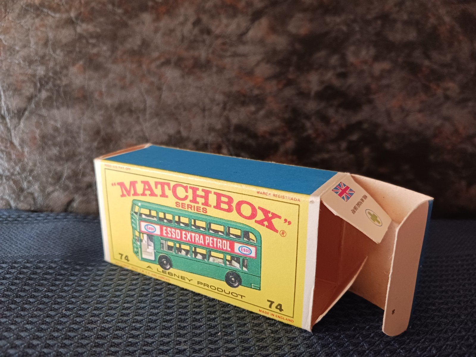 Matchbox  LEEG DOOSJE   Daimler Bus, Verzenden