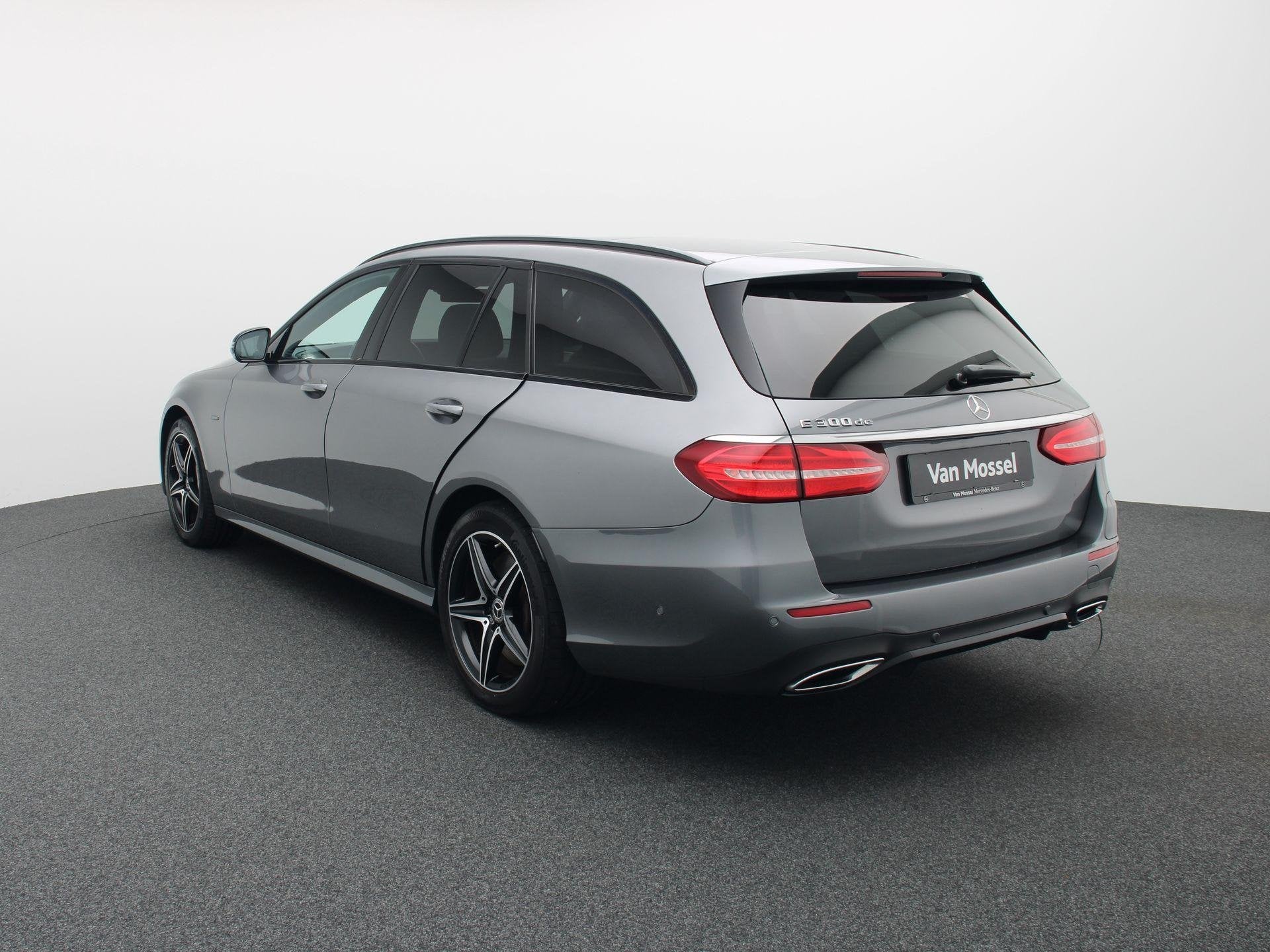 Mercedes-Benz E 300 de AMG Line Break + NAPPA LEDER + PANORA, 4 cilinders, 2145 kg, Plug-in hybride, Bedrijf