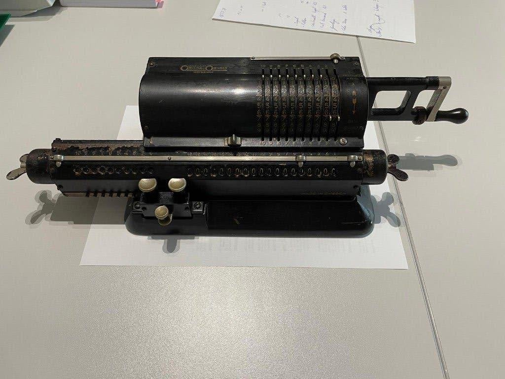 Original Odhner – Antieke Mechanische Rekenmachine, Enlèvement ou Envoi