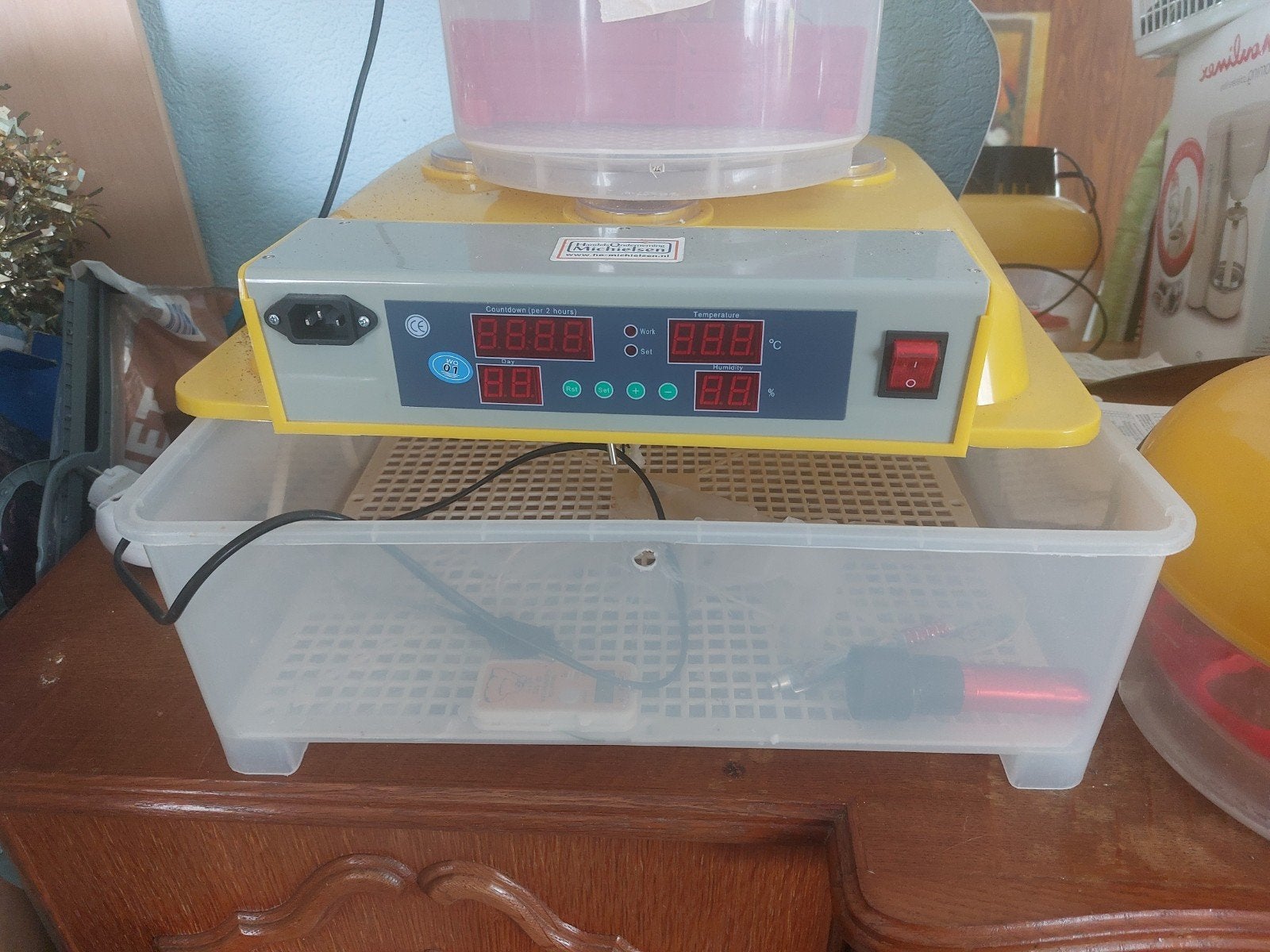 Broedmachine, Ophalen, Broedmachine