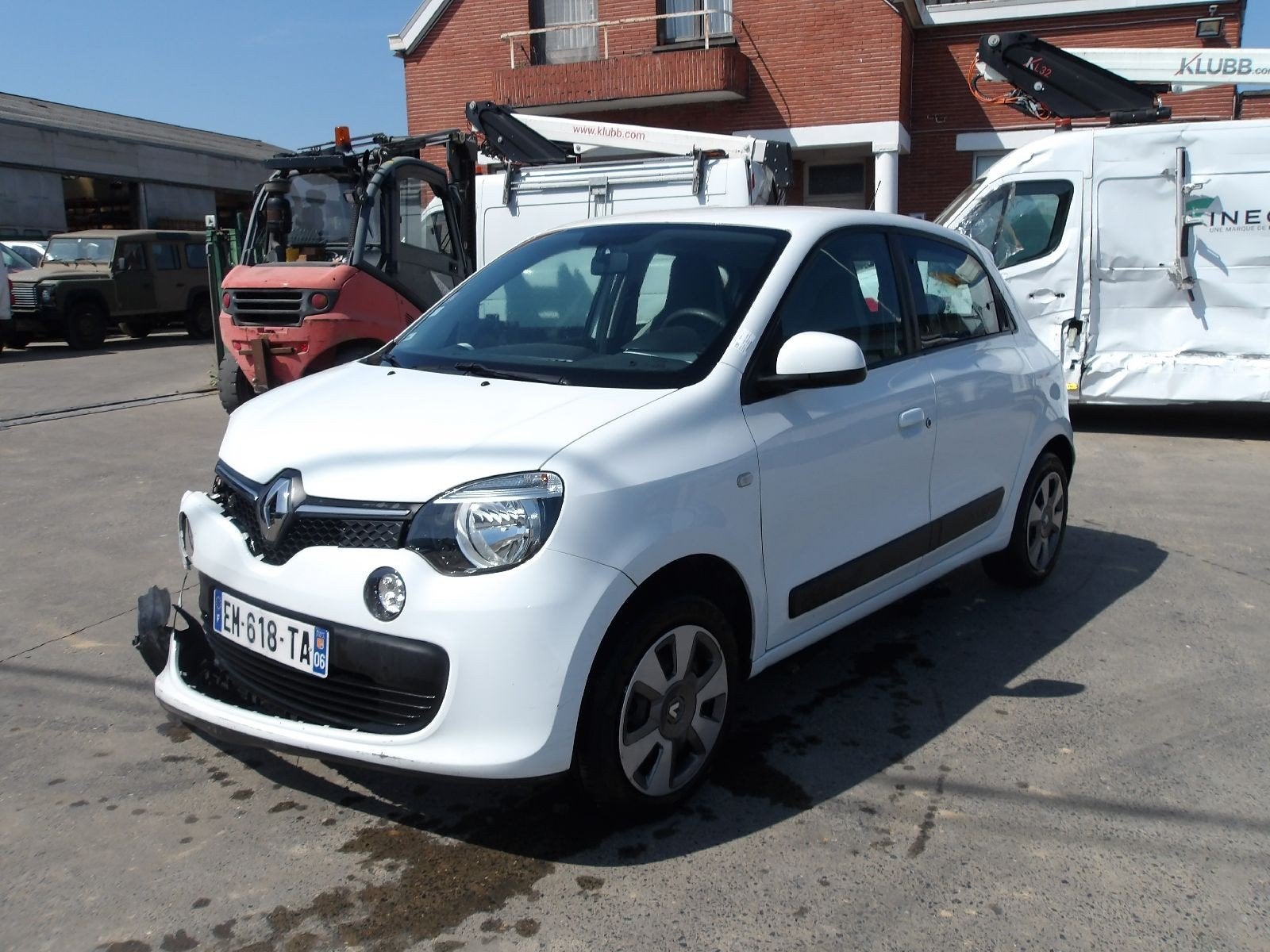 RENAULT TWINGO  BENZINE 05/17, Twingo, Wit, Bedrijf, Handgeschakeld