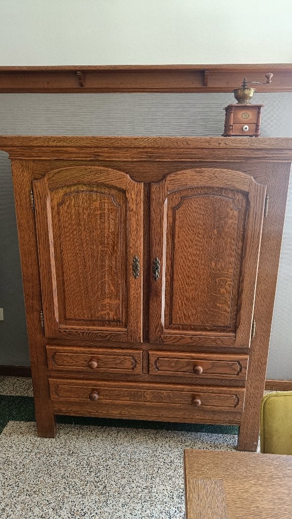Gratis dressoir kasten, Huis en Inrichting, Kasten | Dressoirs, Ophalen, Gebruikt