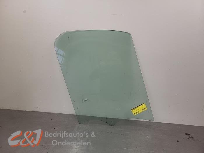 Vitre portière 2portes droite d'un Opel Vivaro, -, Opel, 3 mois de garantie, Utilisé