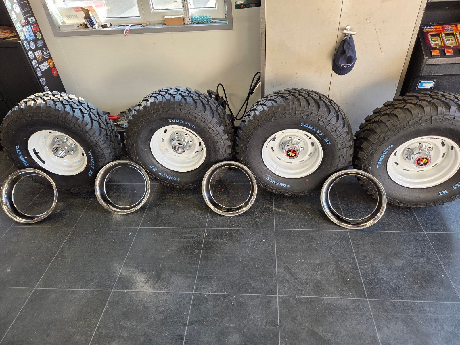 Rally wielen 6 gaats Chevrolet/GMC, Ophalen, 15 inch, Band(en)