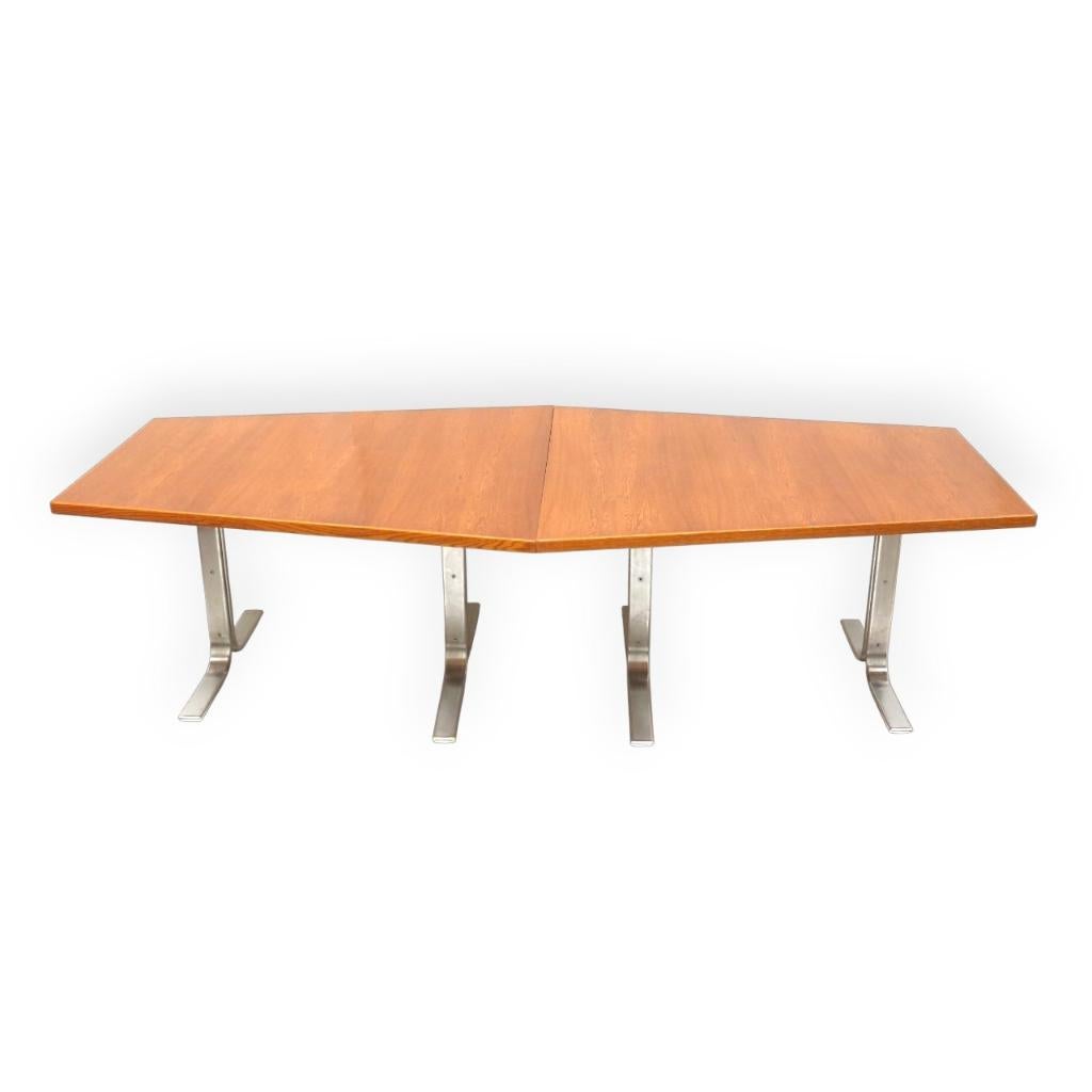 Grote vintage vergadertafel / eettafel jaren '60 '70 design, Huis en Inrichting, Barren, Verzenden