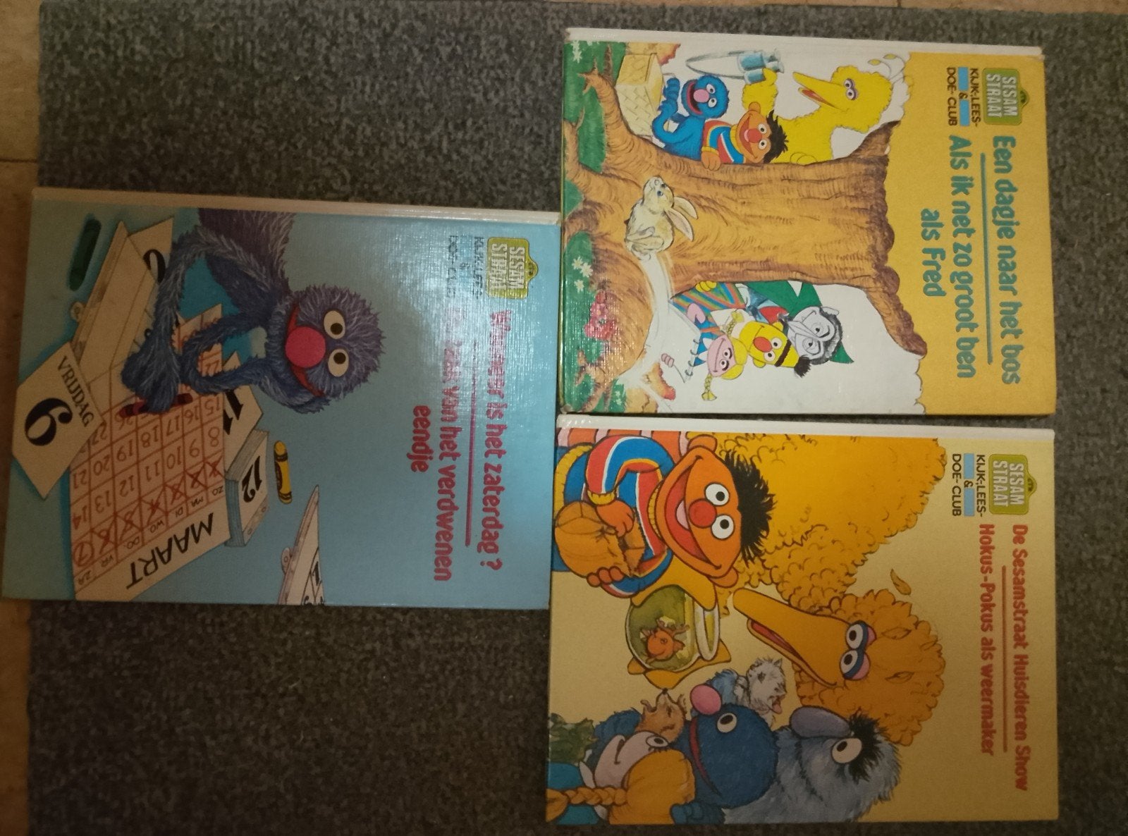 3 boekjes Sesamstraat voor 5 euro, Boeken, Ophalen