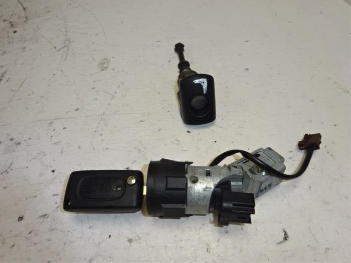 Kontaktslot + Sleutel van een Citroen C4, Gebruikt, -, Ophalen of Verzenden, -