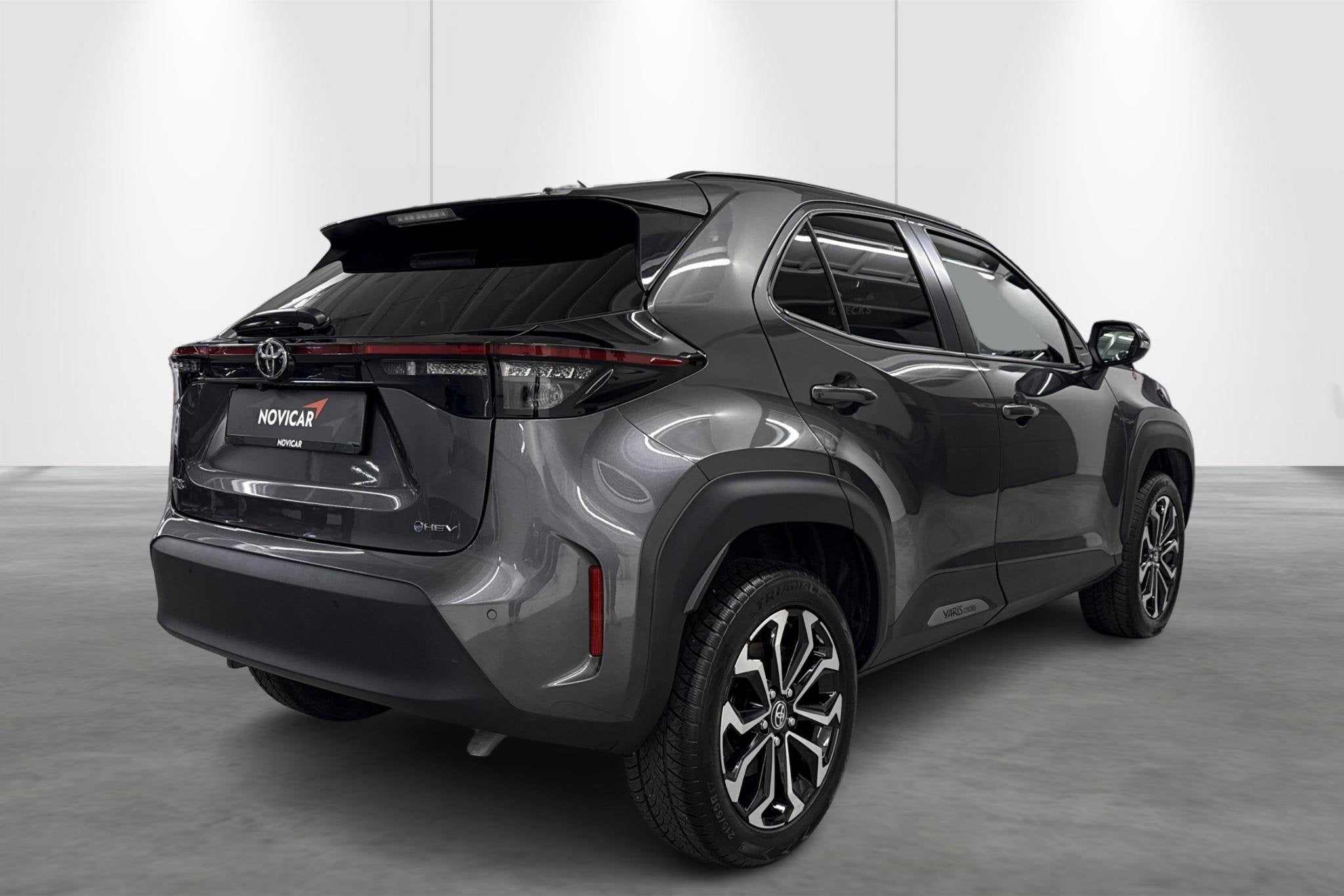 Toyota Yaris Cross 1.5 VVT-ie Hybrid 85kW Active Plus CVT, Auto's, Toyota, Stof, Gebruikt, 116 pk, 5 zetels