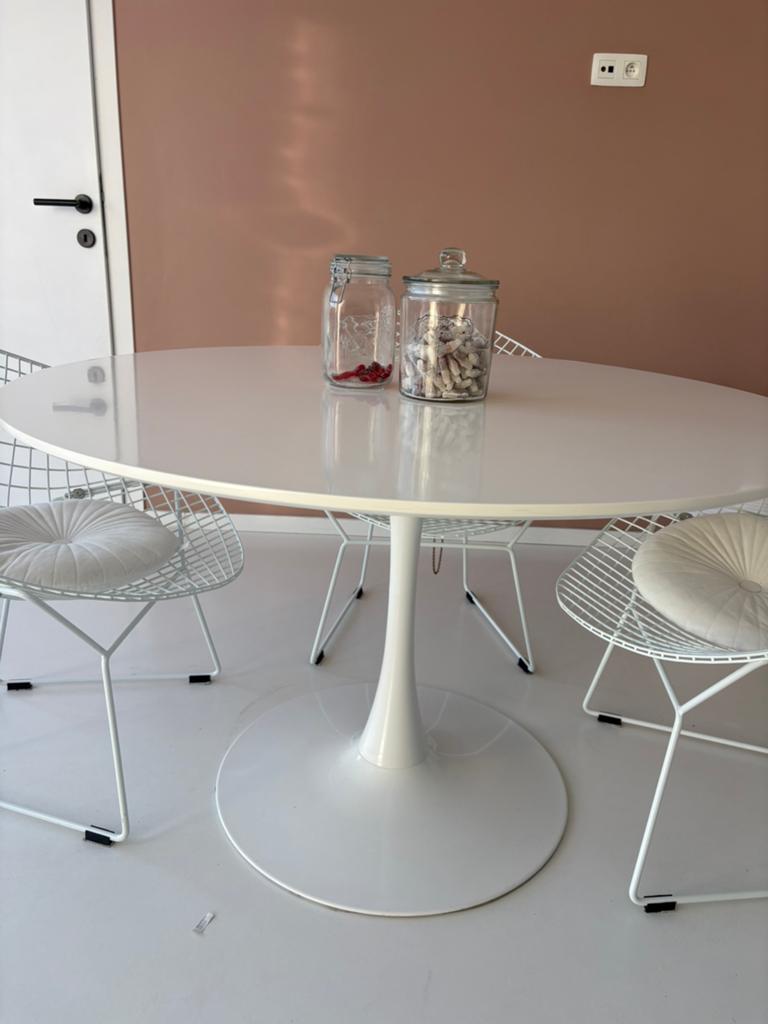 Table ronde blanche avec pied diametre 1m20, Enlèvement, Utilisé