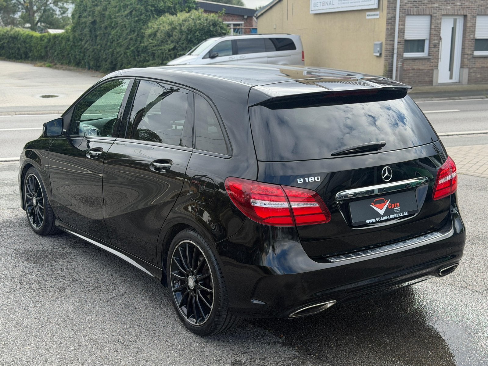 Mercedes B180 benzine automaat Amg night edition garantie, Euro 6, Bedrijf, B-Klasse, Automaat