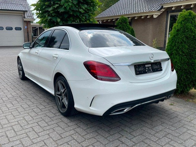 Mercedes-Benz C-klasse 200 d AMG LINE PANO LED NAVI CAMERA, Auto's, Automaat, 4 deurs, Gebruikt, Wit