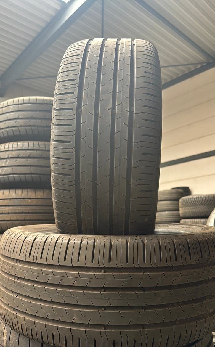 Pneus d'été 2354518 235/45/18 235/45R18  marque Continental, Vêtements | Femmes, Vestes | Été, Enlèvement