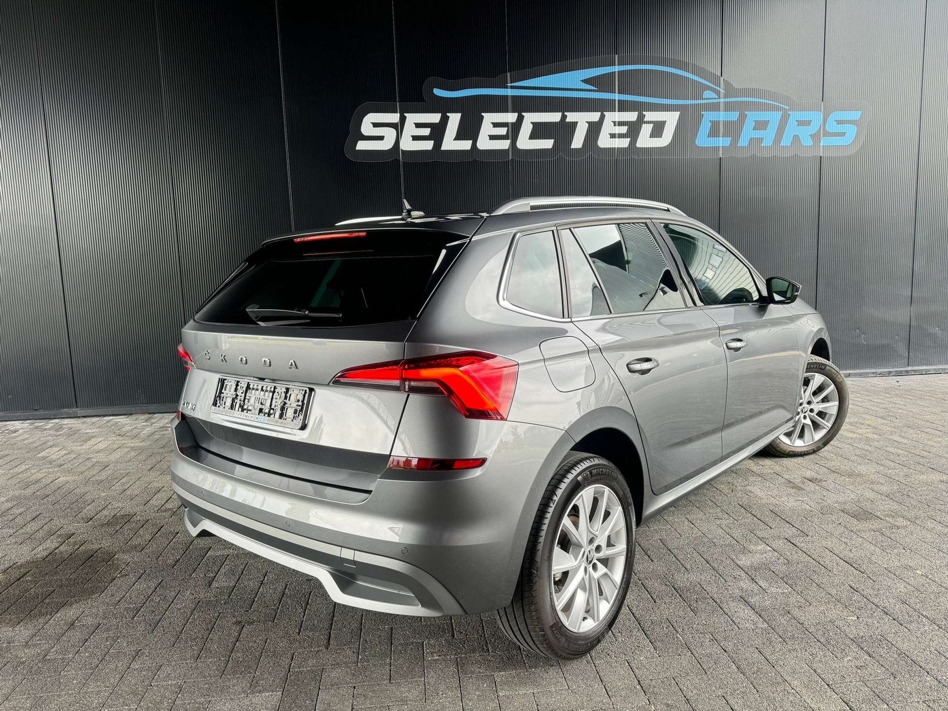 Skoda Kamiq 1.0 TSI Clever DSG *1Jaar Garantie*, Autos, Argent ou Gris, Achat, Euro 6, Entreprise