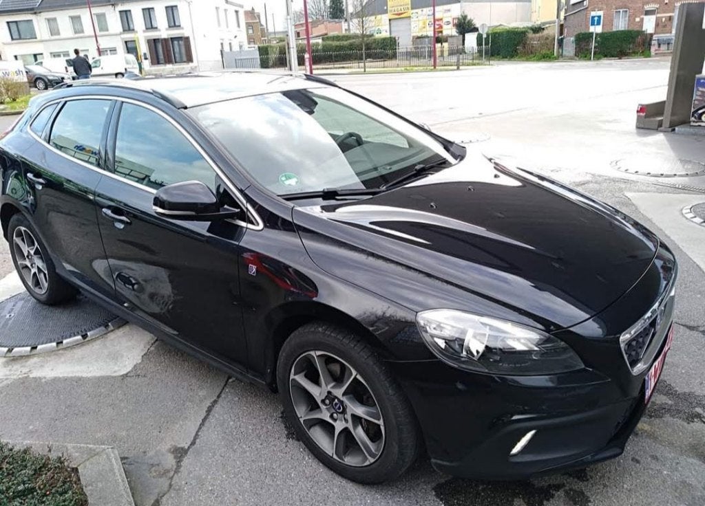 Volvo V40 cross country diesel 2015, Auto's, Voorwielaandrijving, Euro 5, 1600 cc, Zwart