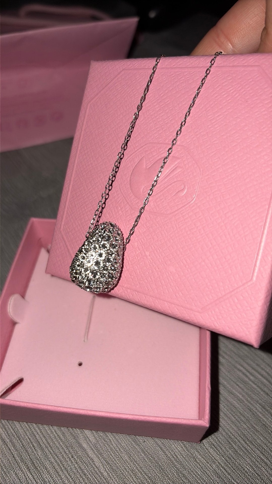 Pendentif Outlet Sublima taille ronde, blanc, métal rhodié, Enlèvement, Neuf, Bijou ou Montre