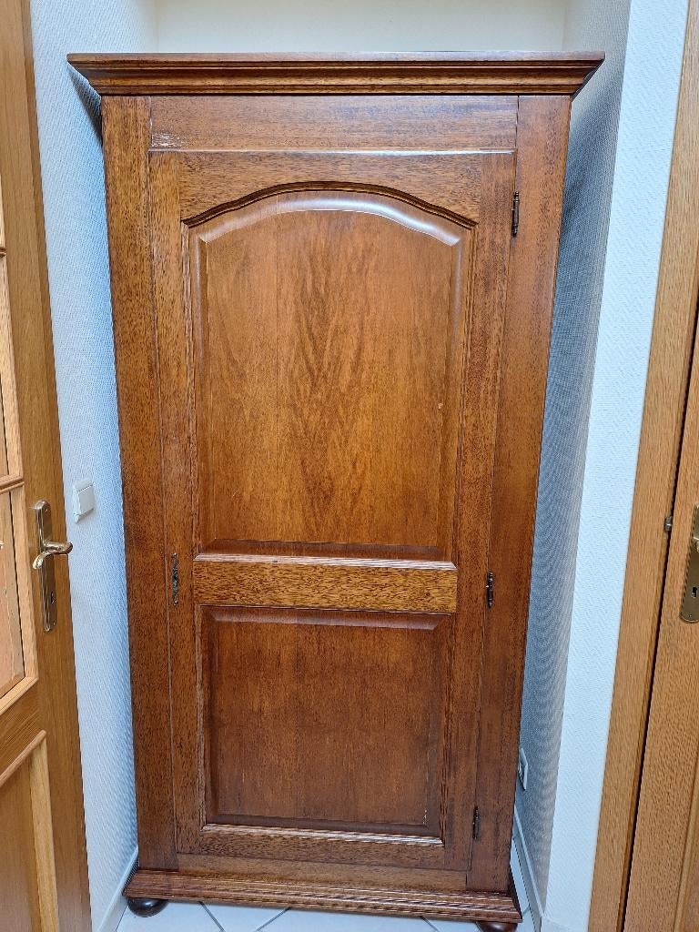 vestiairekast, Ophalen, Met deur(en), Gebruikt, Klassiek