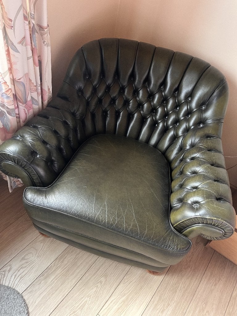 2 Chesterfield club-chairs, Ophalen, Gebruikt, Eenpersoons, Chesterfield