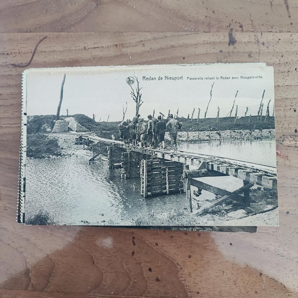 Redan de Nieuwpoort Passerelle reliant le Redan avNieuwpoort, Ophalen of Verzenden