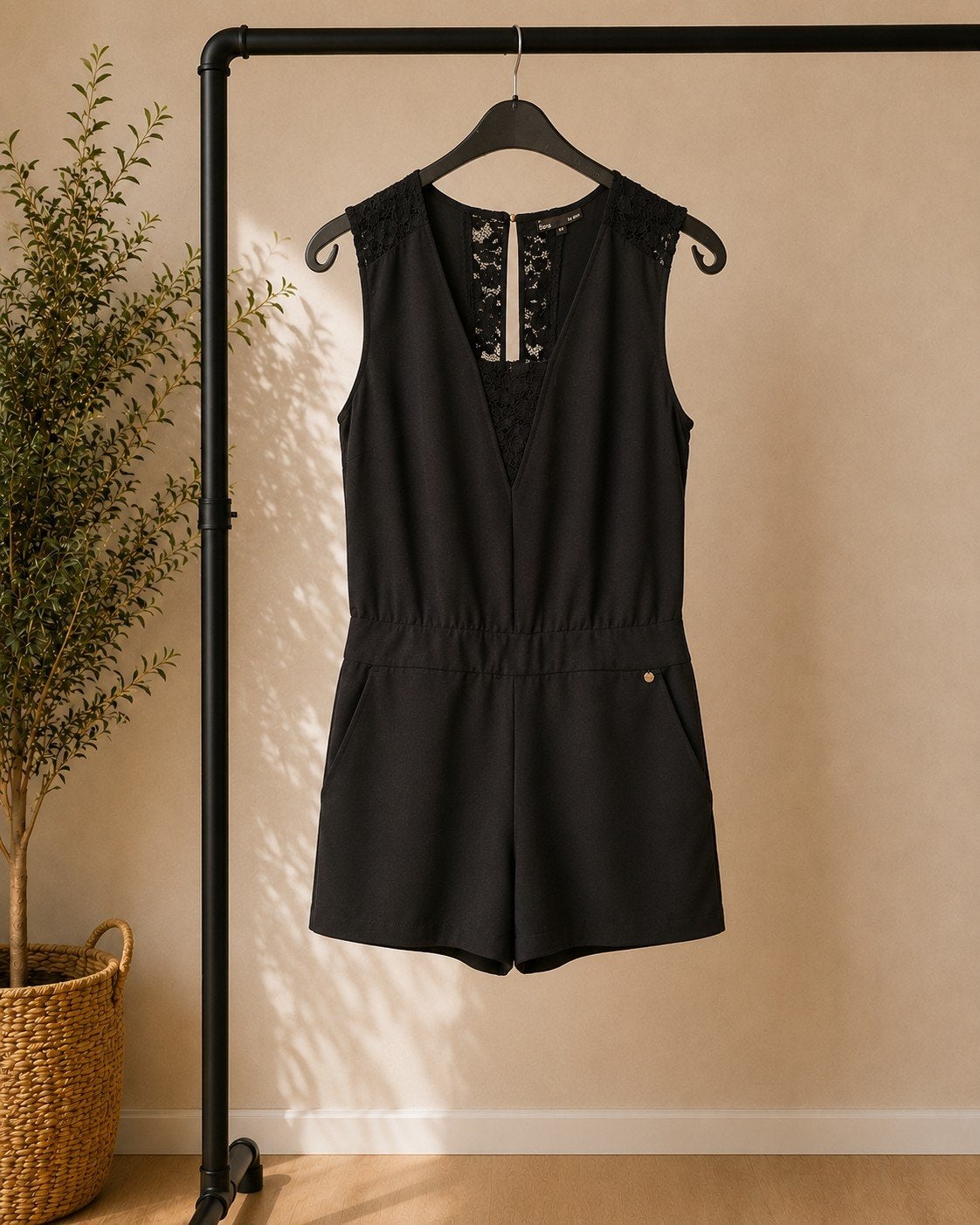 Zwarte playsuit, maat 38, Maat 38/40 (M), Zwart, Ophalen of Verzenden, Sora by Jbc
