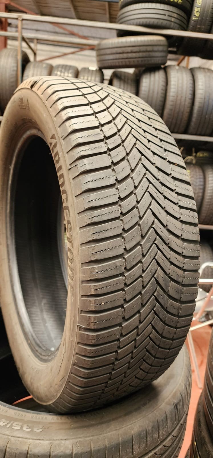 225 55 R19 BRIDGESTONE TOP QUALITÉ avec montage et équilibra, Autos : Pièces & Accessoires, Enlèvement