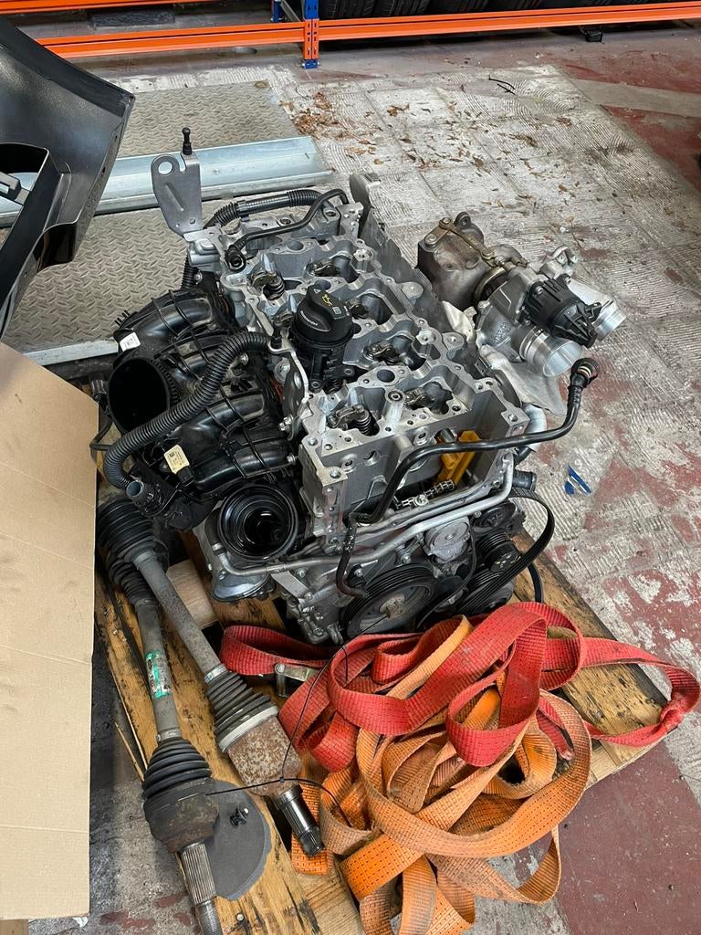 Mercedes cla250 motor, Onderblok moet gereviseerd worden, Auto-onderdelen, Ophalen