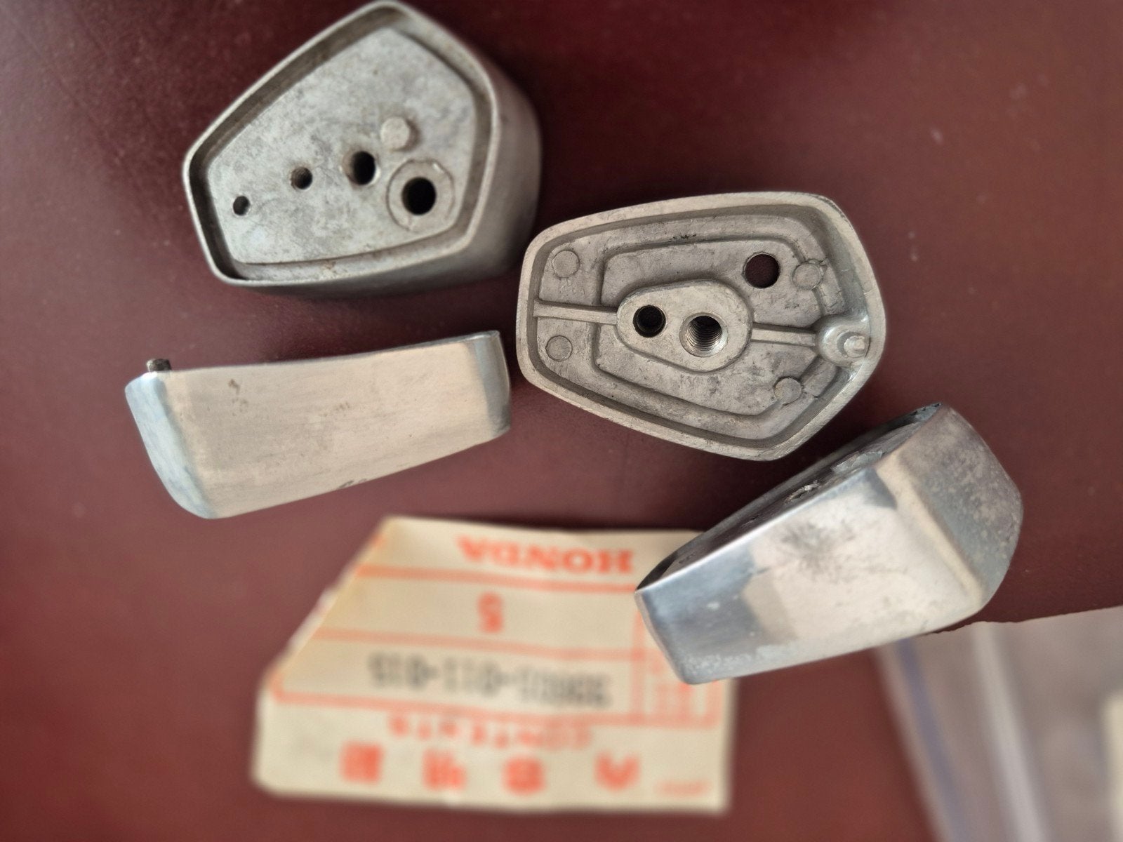 Support pour clignotants arrière Honda C110. NOUS, Enlèvement ou Envoi