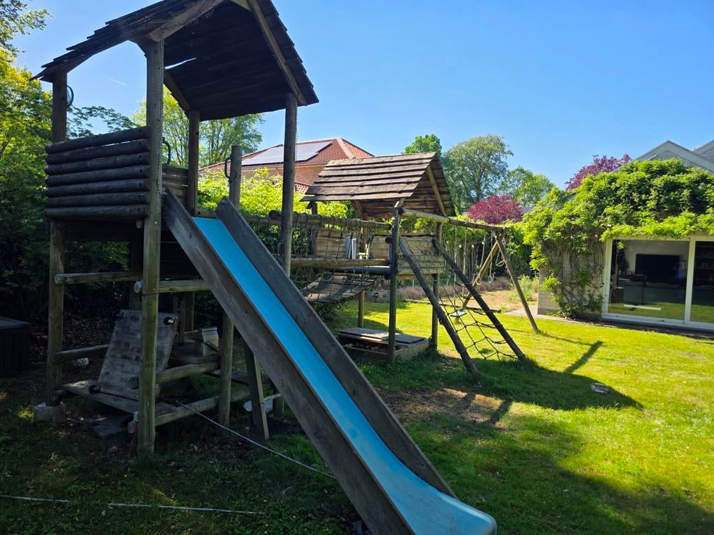 Houten speeltuin., Kinderen en Baby's, Speelgoed | Buiten | Speeltoestellen, Glijbaan, Klimtouw, Loopbrug, Zandbak, Ophalen