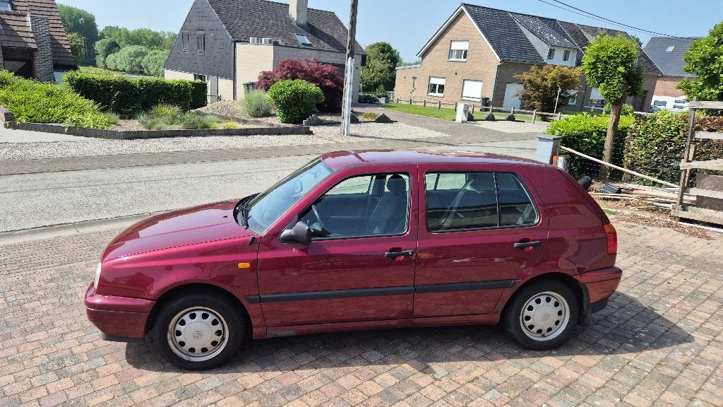 Volkswagen golf 3 oldtimer, Autos, Achat, Volkswagen, Automatique, Particulier
