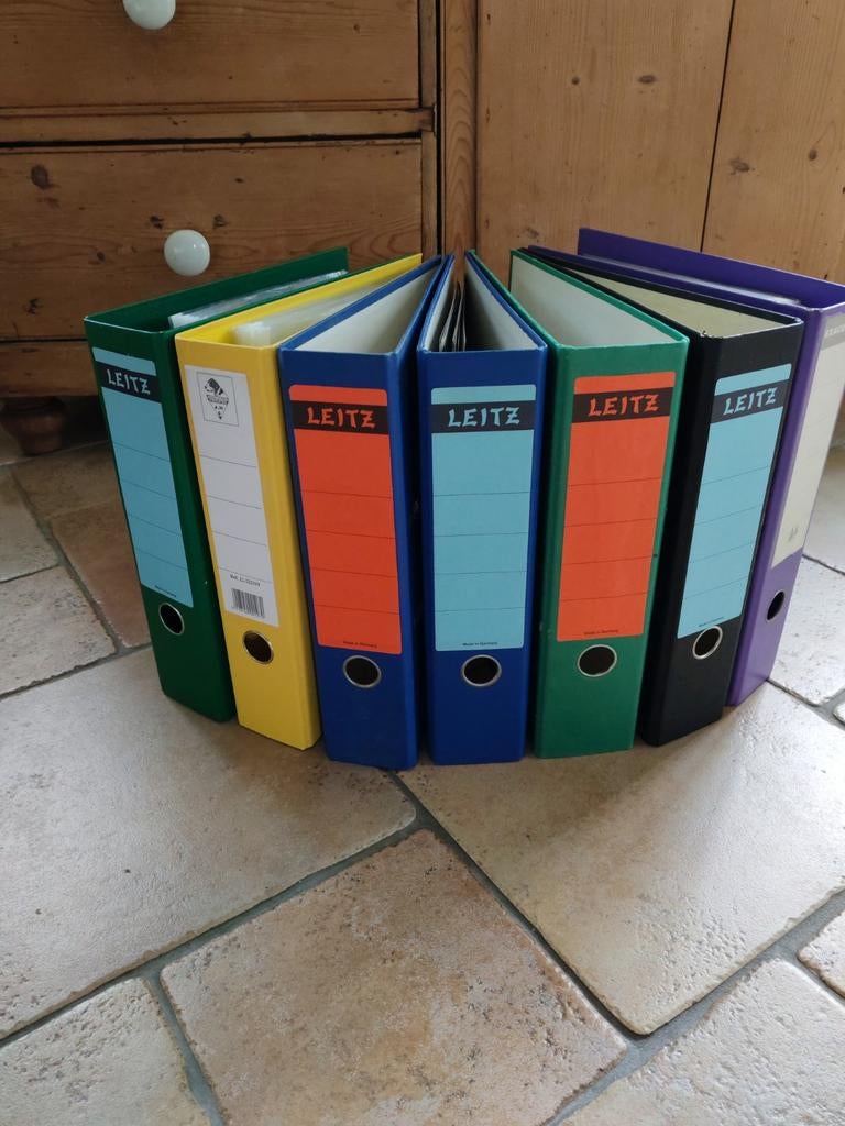 Lot de 7 fardes, Divers, Cahiers de notes, Enlèvement, Utilisé, A4