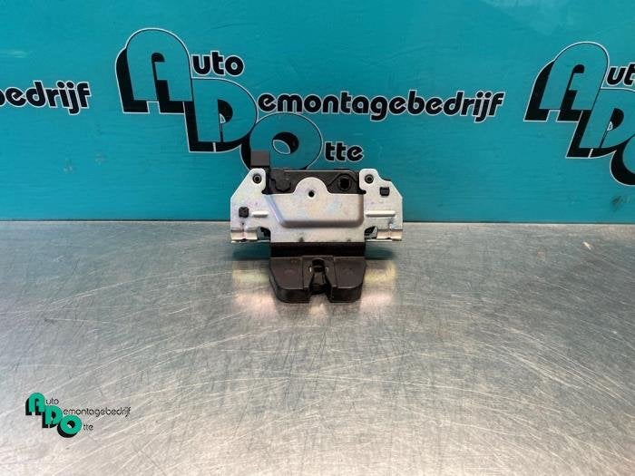 Slotmechaniek Achterklep van een Opel Zafira B (Zafira B 05-, Gebruikt, -, -, Opel