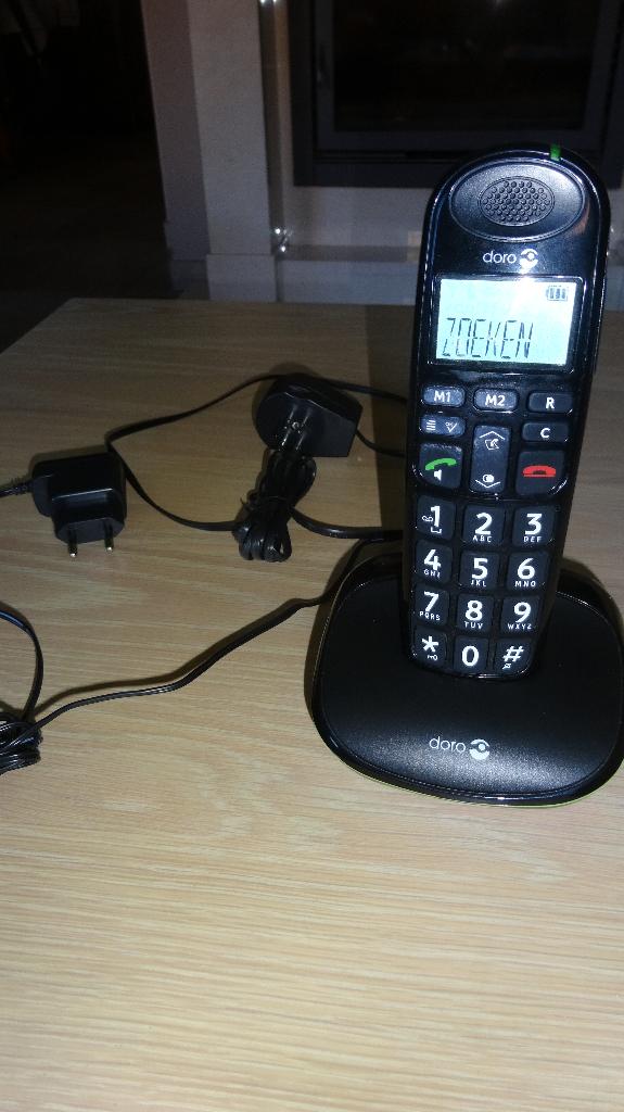 Draagbare telefoon, Telecommunicatie, Vaste telefoons | Handsets en Draadloos, Ophalen of Verzenden, Zo goed als nieuw, 1 handset
