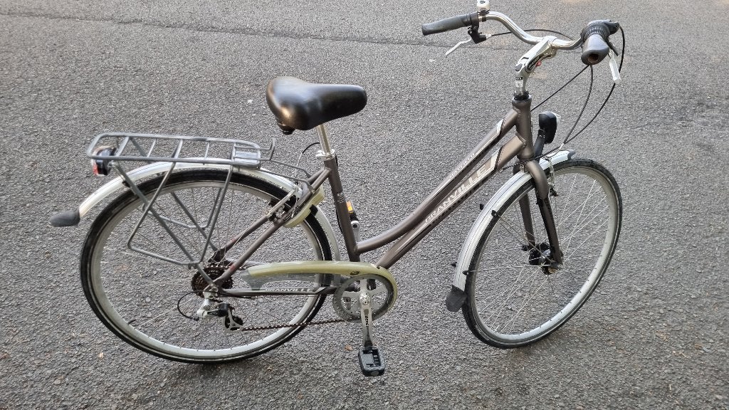 Damesfiets, Ophalen, Zo goed als nieuw