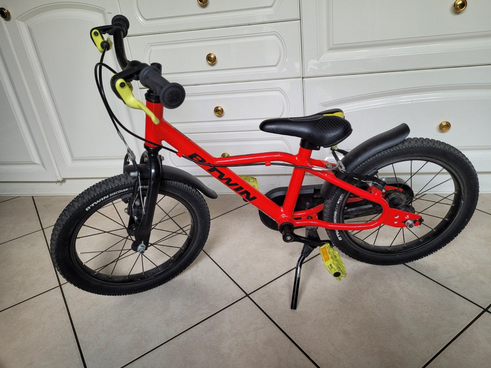 BTWIN 900 Racing Red kinderfiets — 16" — aluminium - 80€, Ophalen, 16 inch